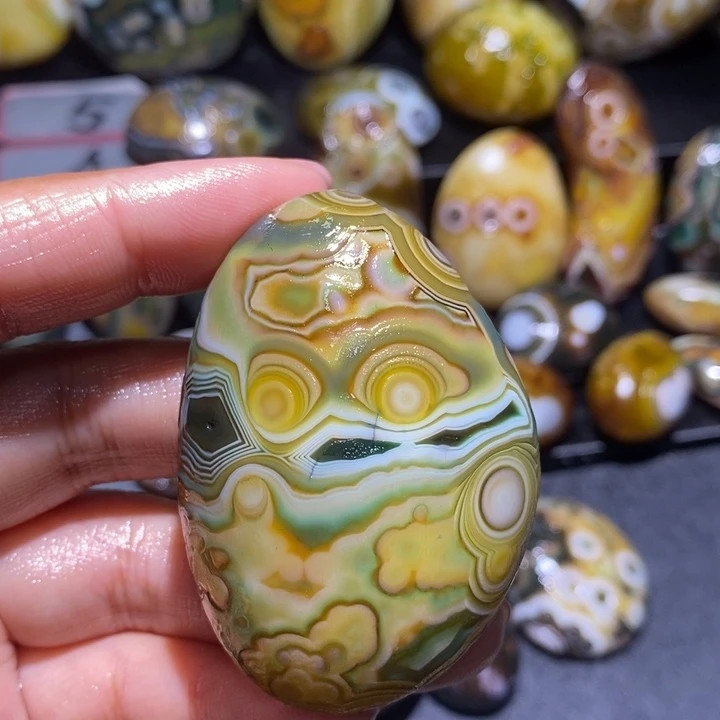 玛瑙/玉髓未镶嵌珠宝奇石45