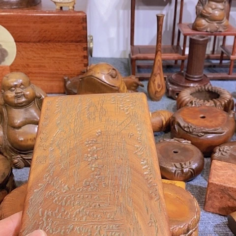 贡木地***者华彩木作摆件