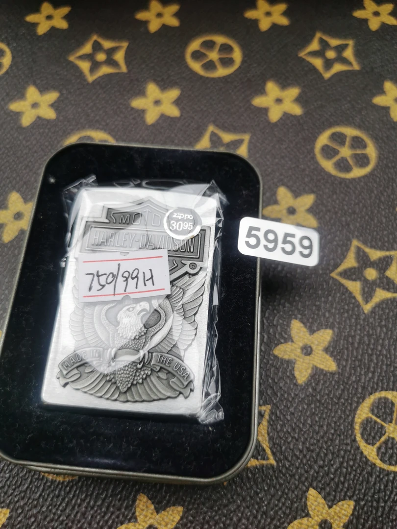 Zippo打火机回血99H哈雷贴章-5959