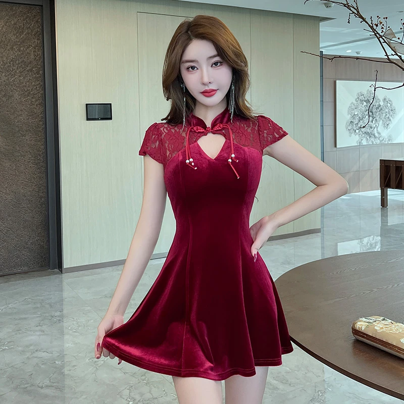 2025新款短袖显瘦裙子包臀短款收腰连衣裙拉链遮肚夏季A字裙纯色