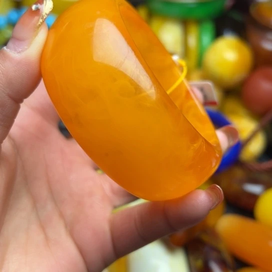 琥珀手串未镶嵌蜜蜡