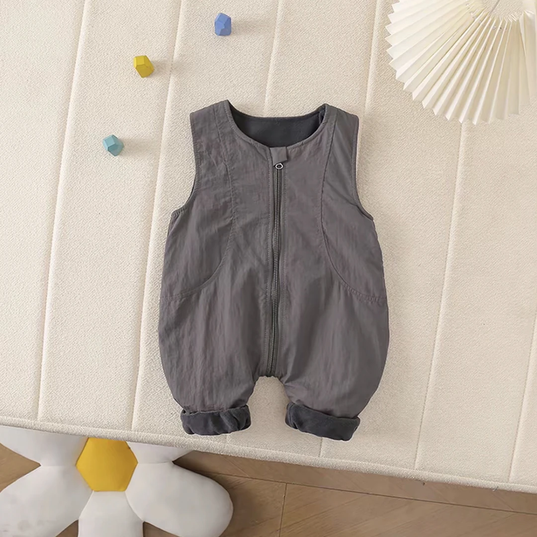 小猪 冲锋衣 对开无袖背带哈衣