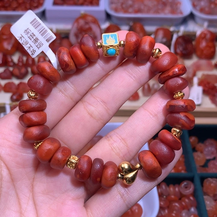 南红玛瑙未镶嵌珠宝半成品牛血藏扣手串