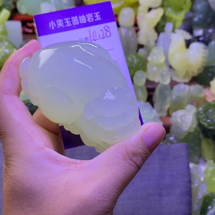 企***理岫玉未镶嵌手把件