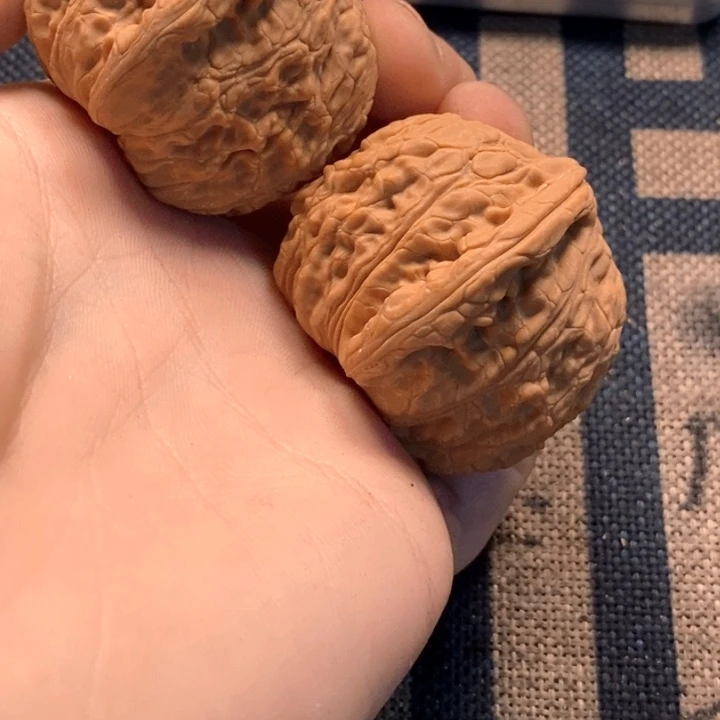 文玩核桃吊坠全品泥鳅背