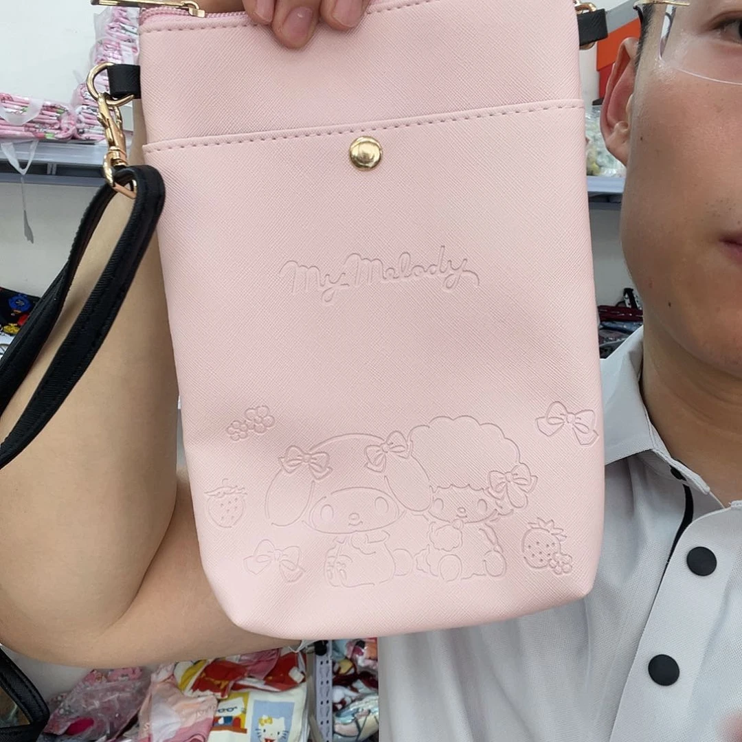 PU化妆包等各种产品和