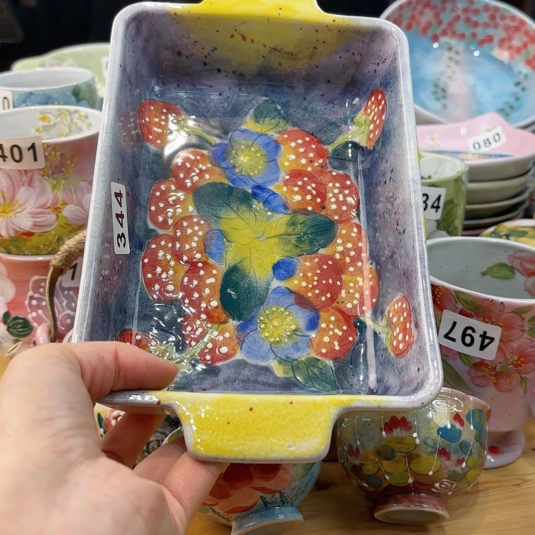 瓷片兔兔盖茨。兔兔好
