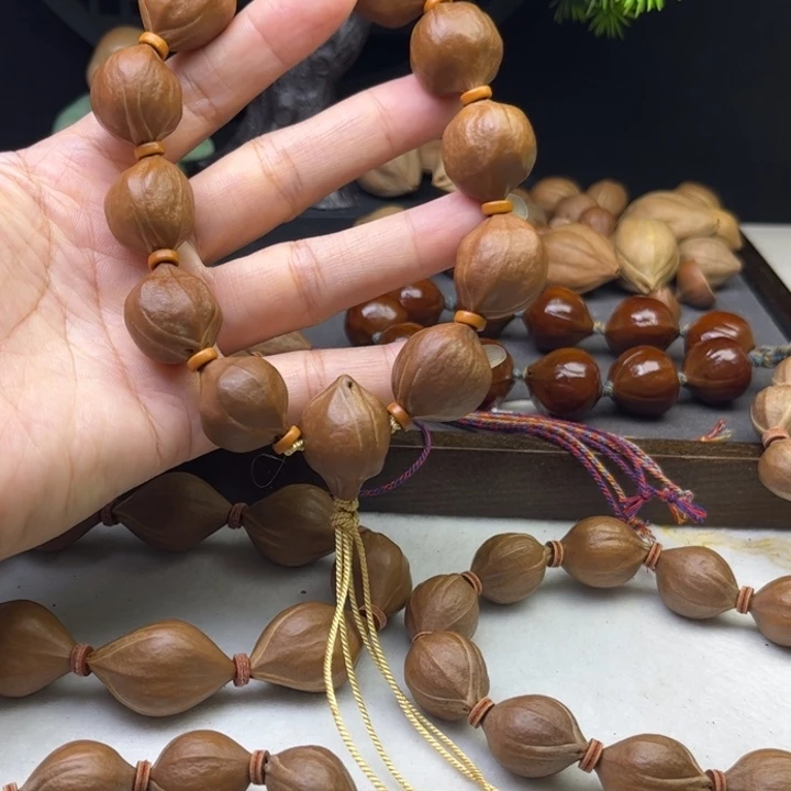 风***～手串/手链橄榄核1.8*2.1原皮三花蒜头铁核