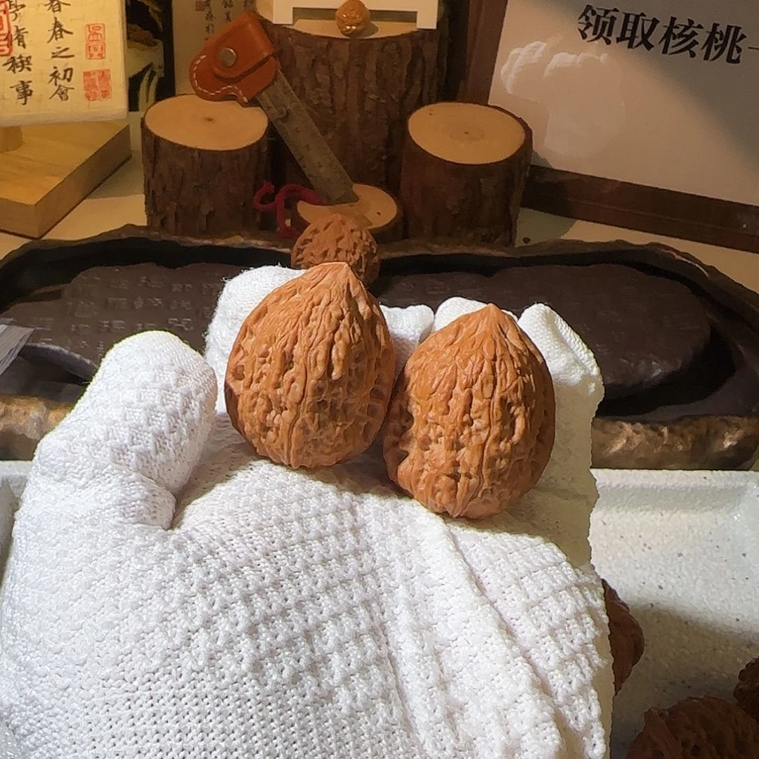 文玩核桃把件晴*35原树穿
