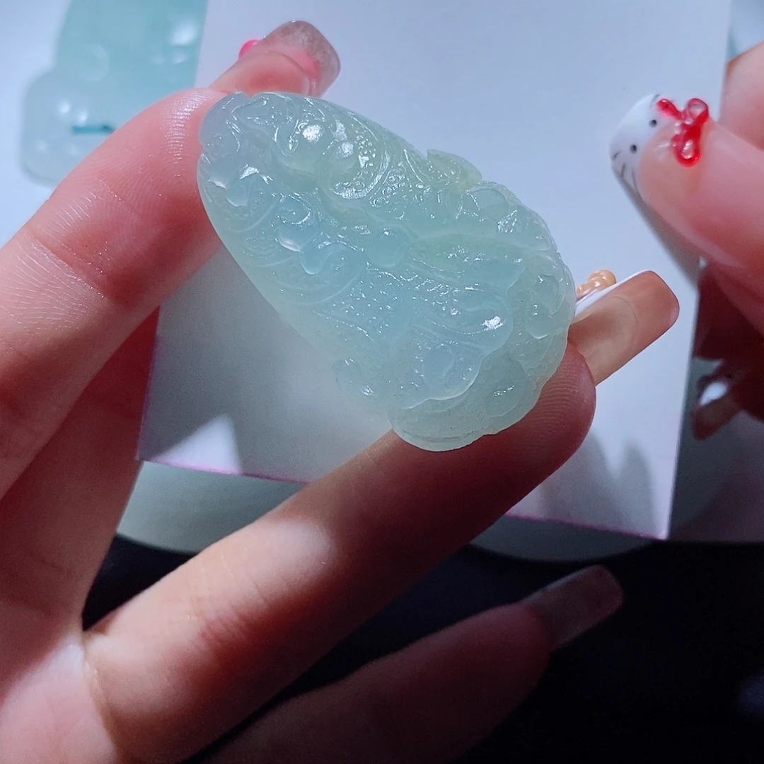未镶嵌定制翡翠翡翠