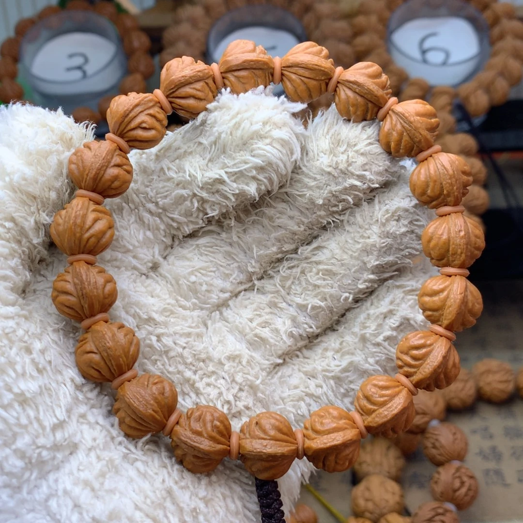 手串桃核闪电购58