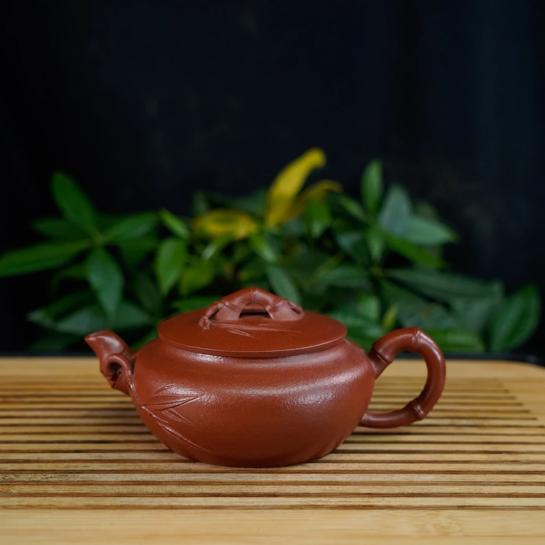 GSZS-6096  方华萍  宜兴手工紫砂 扁竹节