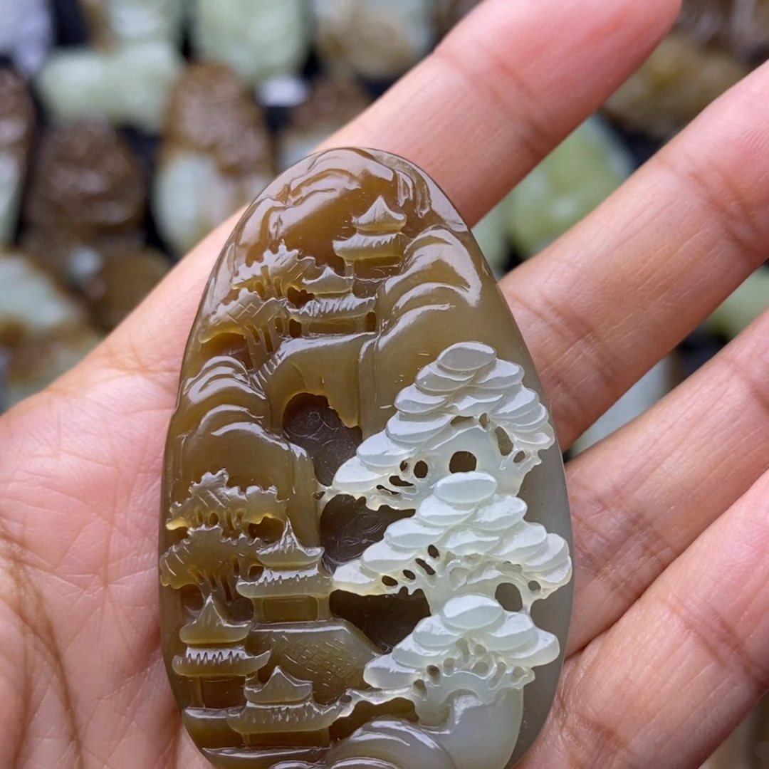 项链未镶嵌和田玉（糖玉）