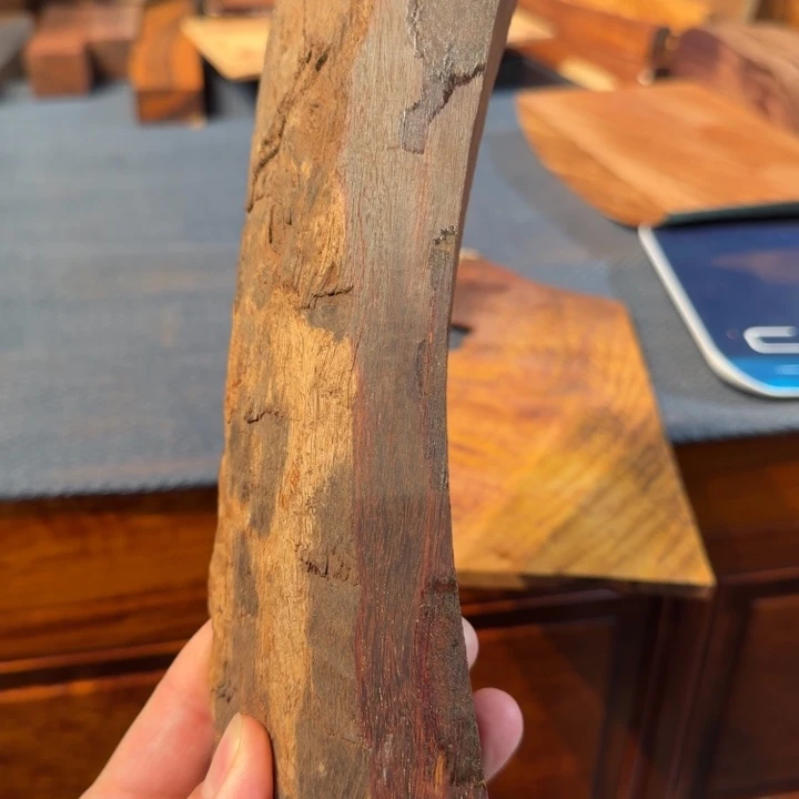 金***）红酸枝木类小叶紫檀木料