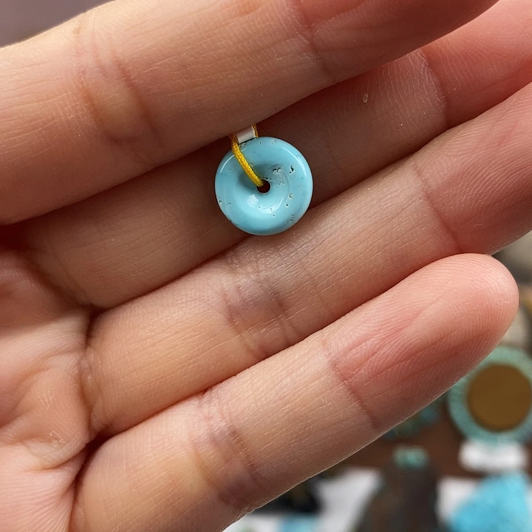 绿松石未镶嵌原矿