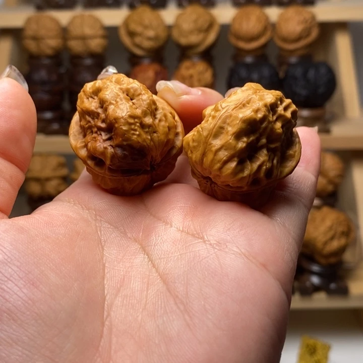 吊坠文玩核桃35至尊妖蟾Y04