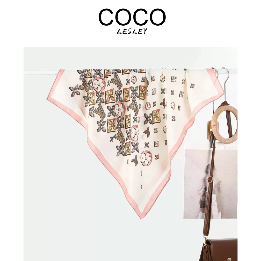 【COCO LESLEY】【梅花字母】JZ70-113 简约气质丝巾  70*70左右Y