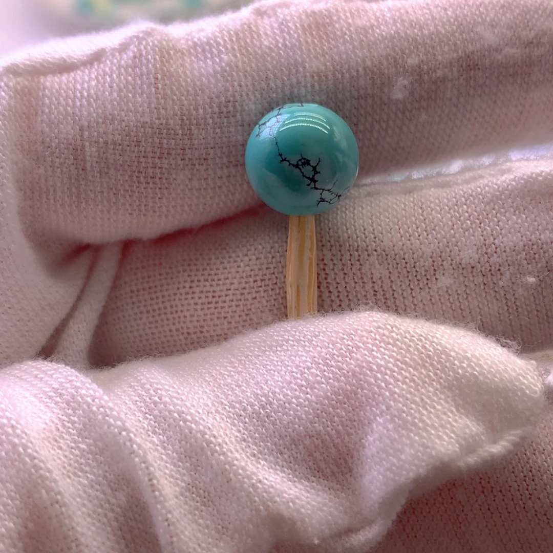 绿松石未镶嵌挂件直径9.3mm