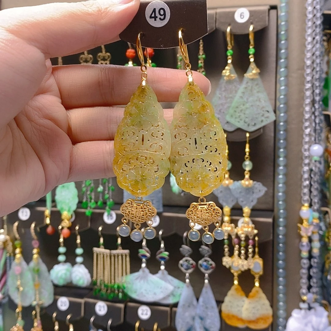 未镶嵌翡翠耳饰翡翠