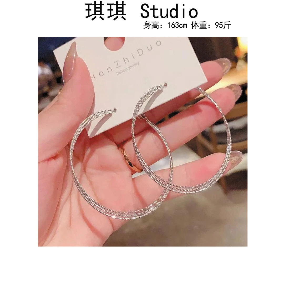钛钢耳饰 《琪琪家》秋季新款简约多层高级感银色系4cm耳圈L