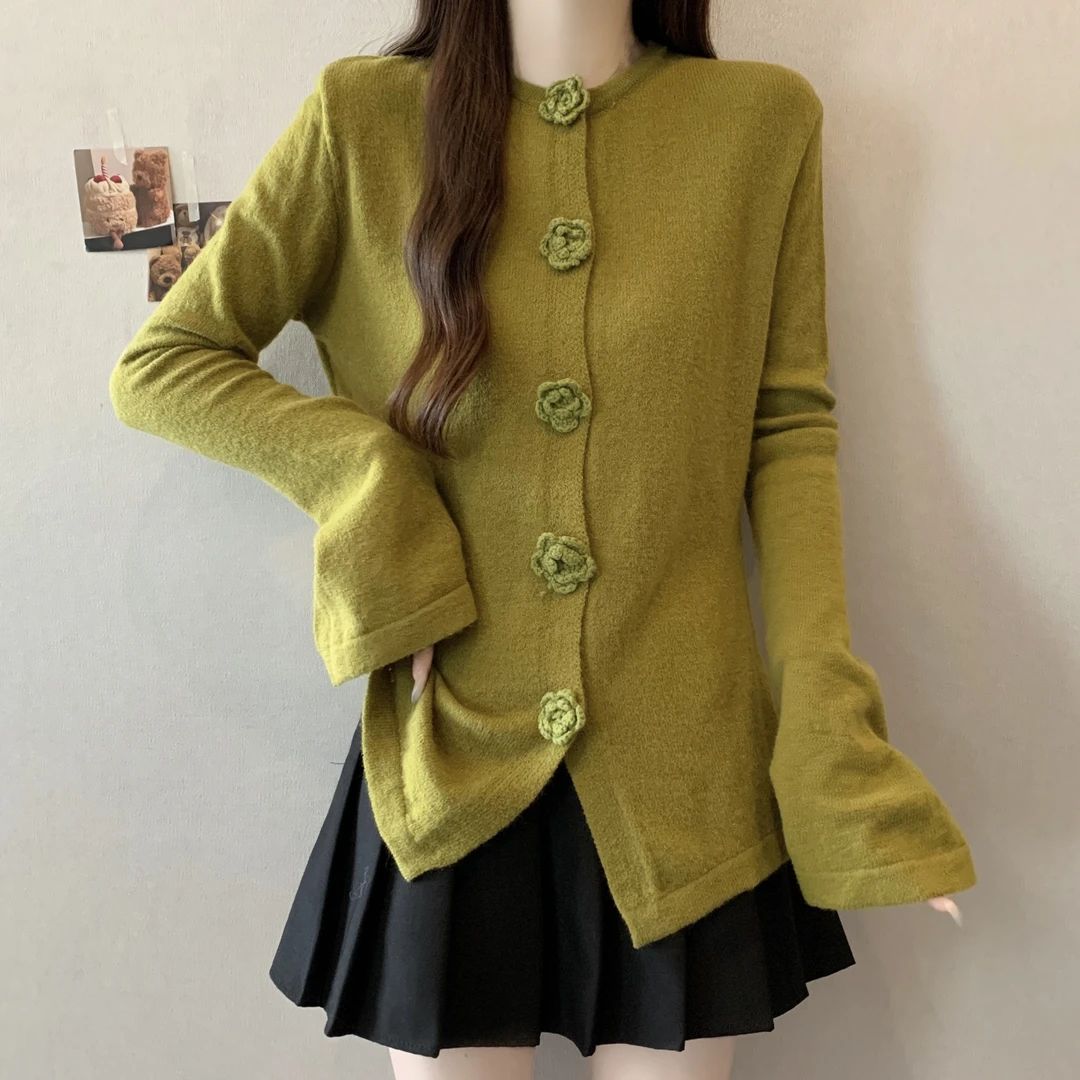 法式复古喇叭袖立体玫瑰花设计感针织开衫女秋冬新款时尚百搭上衣