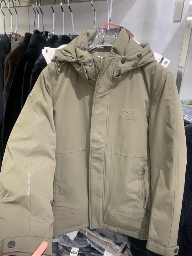 保暖连帽外穿合格品羽绒短款男款外套冬季运动时尚休闲百搭简约