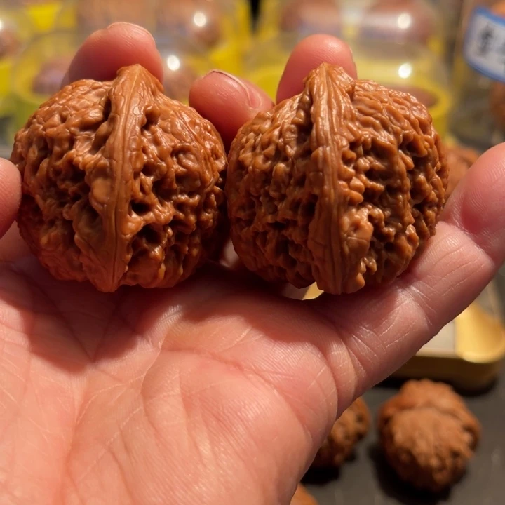 文玩核桃把件清*^南疆石44