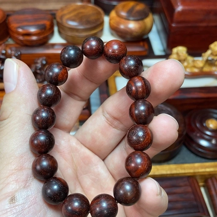 檀香紫檀（小叶紫檀）1.2手串