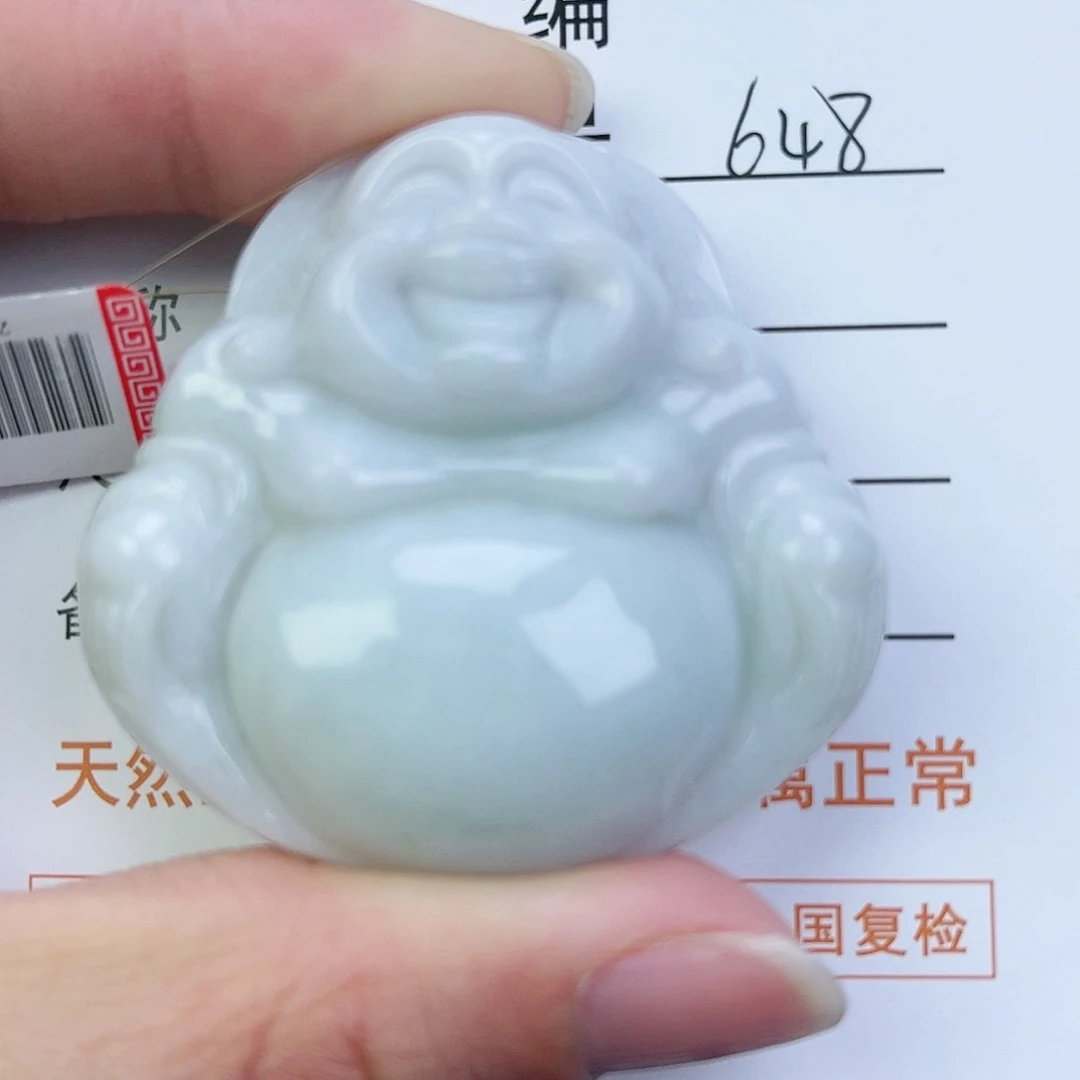翡翠颈饰未镶嵌佛公微瑕