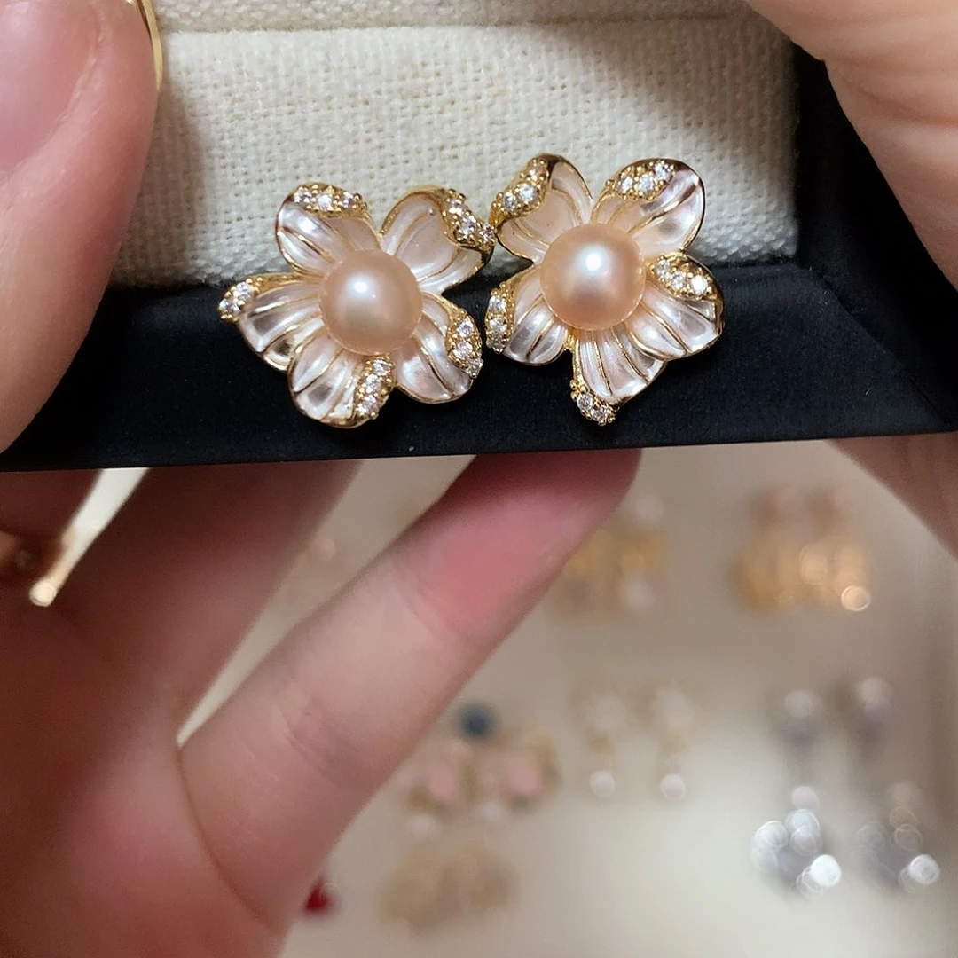 淡水珍珠耳饰合金