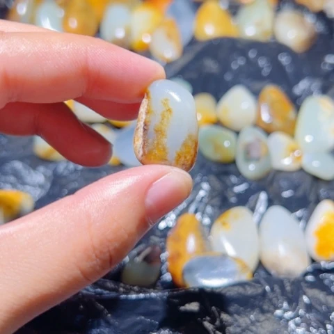 和田玉（子料）未镶嵌颈饰7.3克