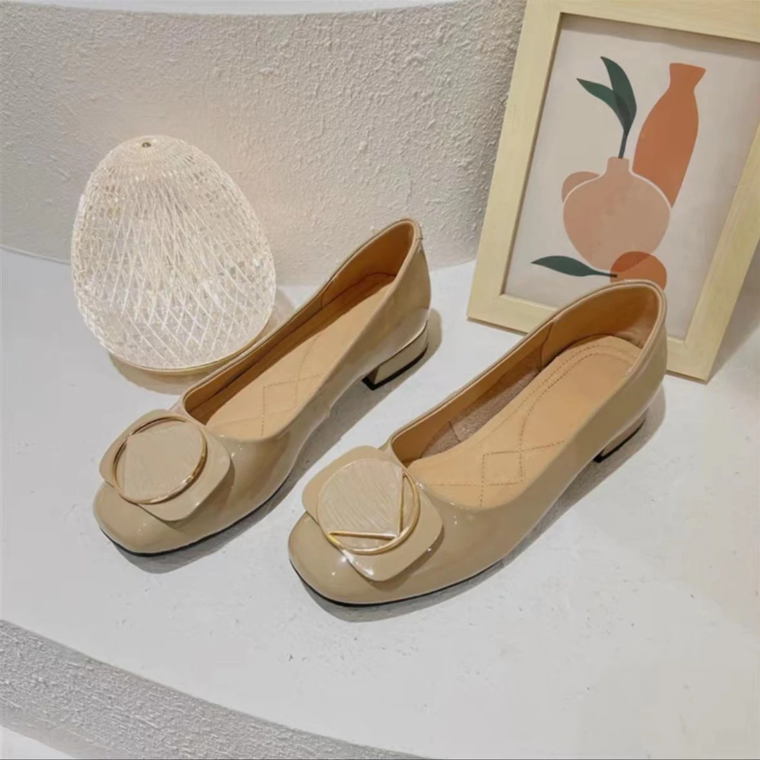 春夏新款气质粗跟浅口单鞋女软底羊一脚蹬皮鞋7858