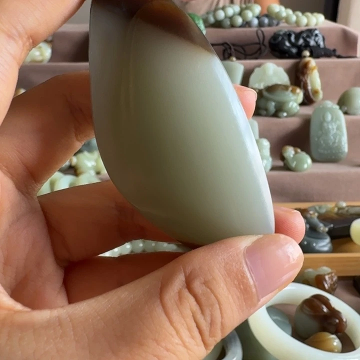 手链未镶嵌和田玉（糖玉）