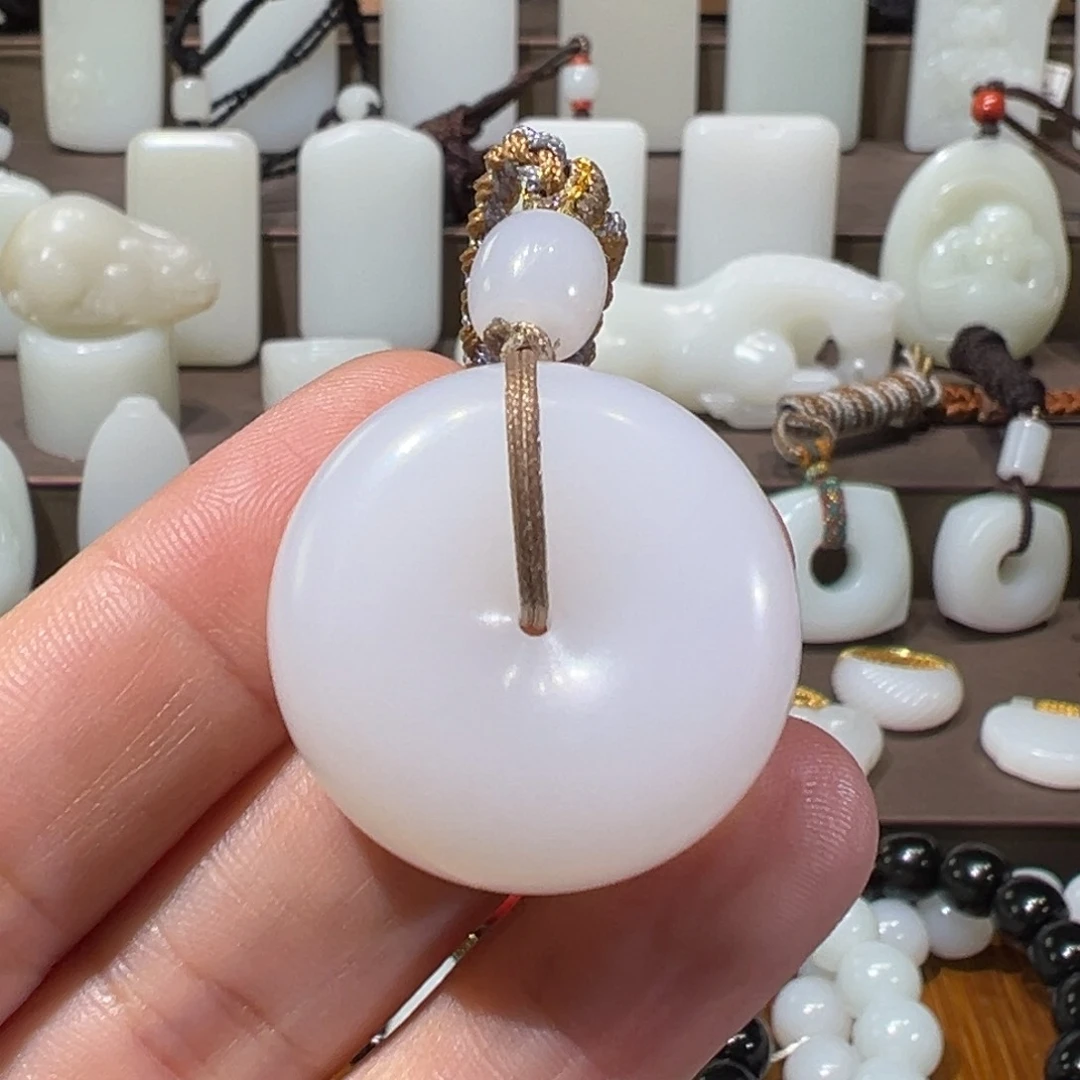 和田玉未镶嵌颈饰远**资