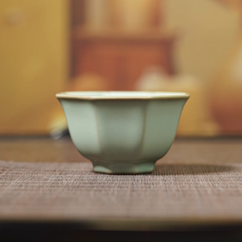 【小乔赏瓷】谢小金官窑粉青广泉杯xxj579