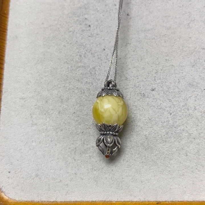 蜜蜡银S925镶嵌裸石吊坠