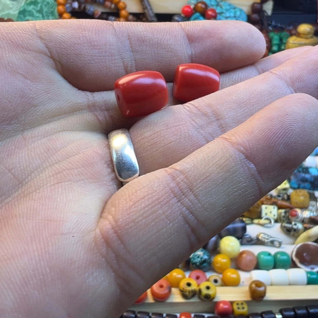 郁***君树脂铁合金hhgfgu