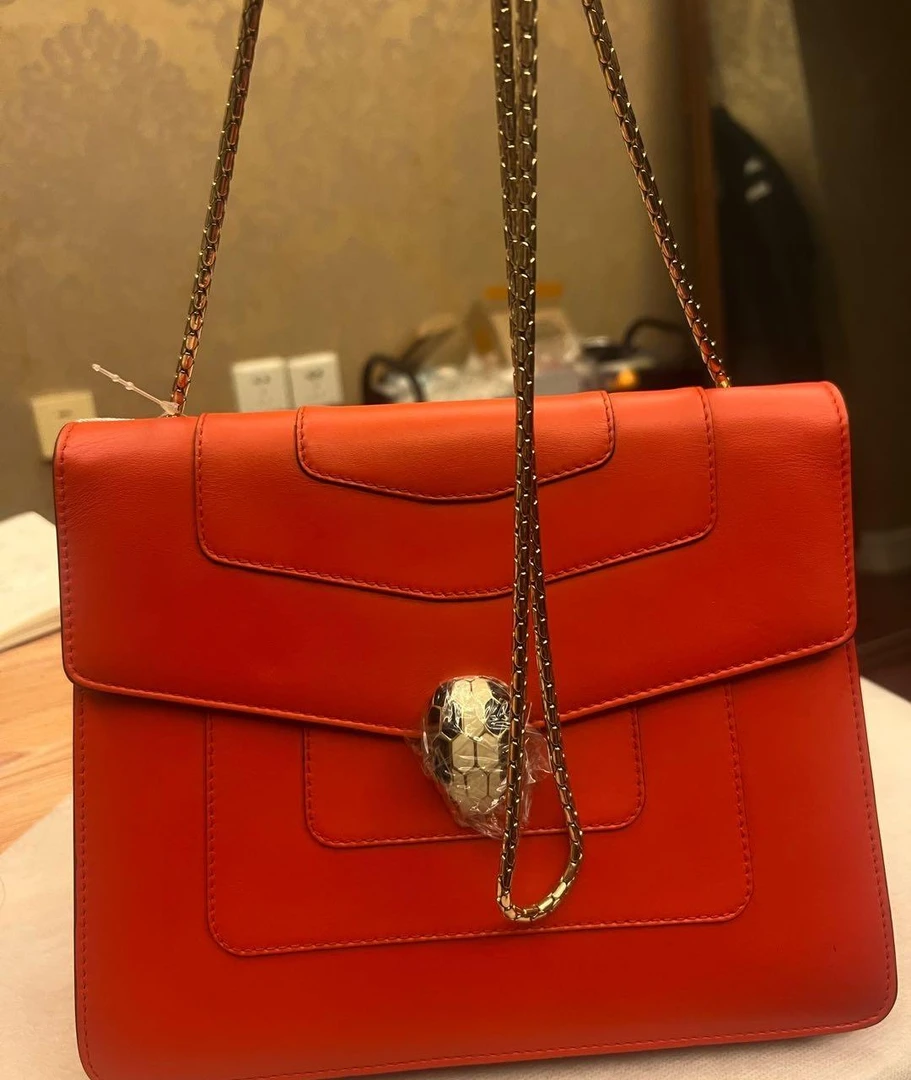 95新 宝格丽 斜挎包 16603