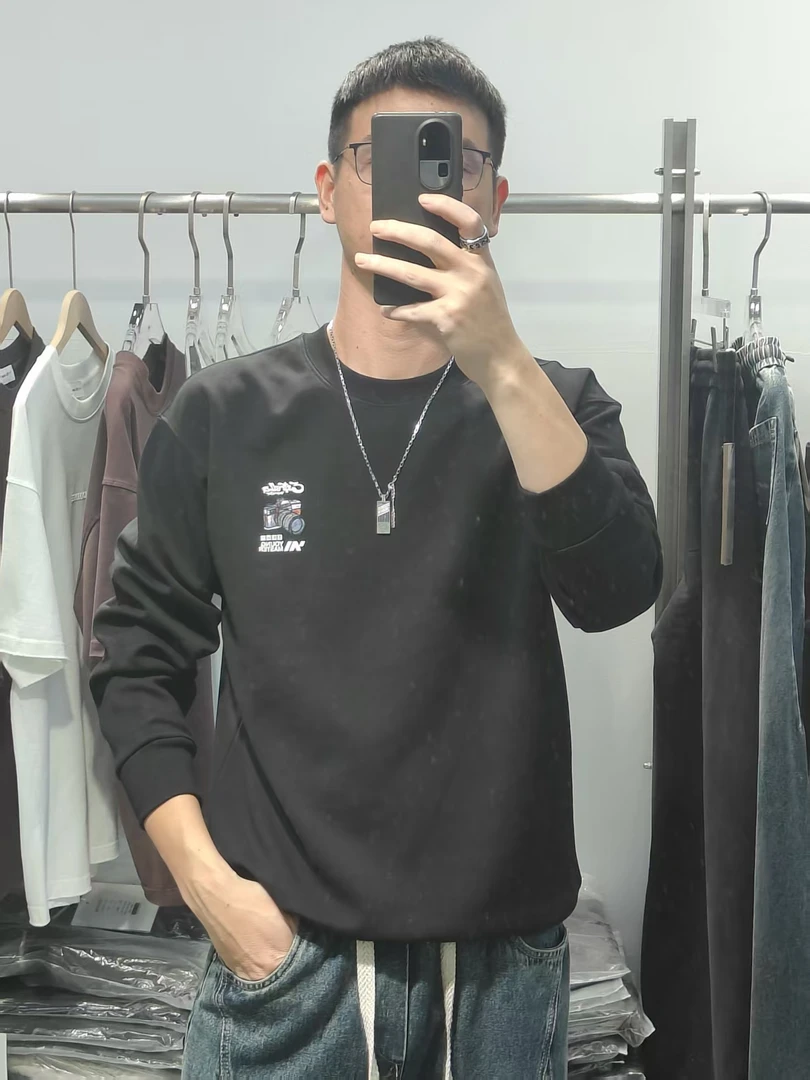 2025秋季圆领男相机印花长袖套头卫衣上衣休闲秋时尚男士长袖