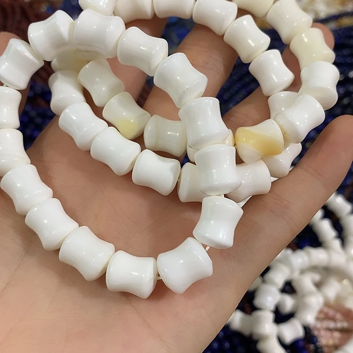 一条高级贝壳竹节手串