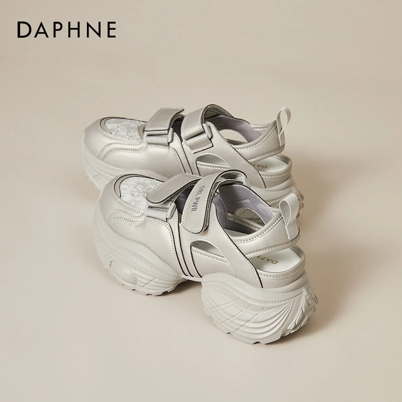 达芙妮厚底增高老爹鞋女款2025爆款专柜正品镂空透气休闲百搭凉鞋