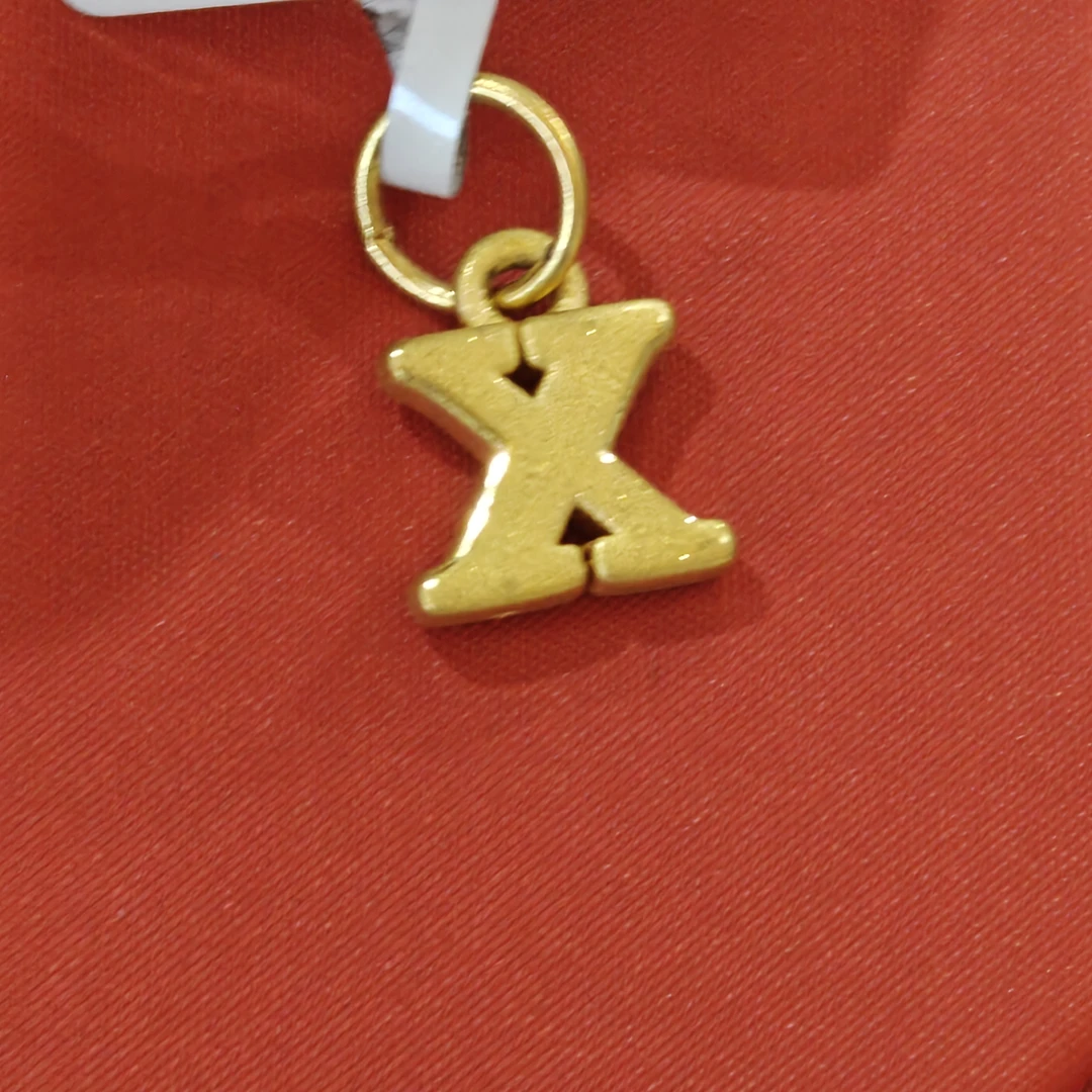 【莹莹专享】足金999饰品 X时尚吊坠 XP 0.76