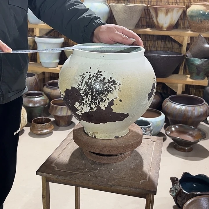 瑕疵高23口18花盆