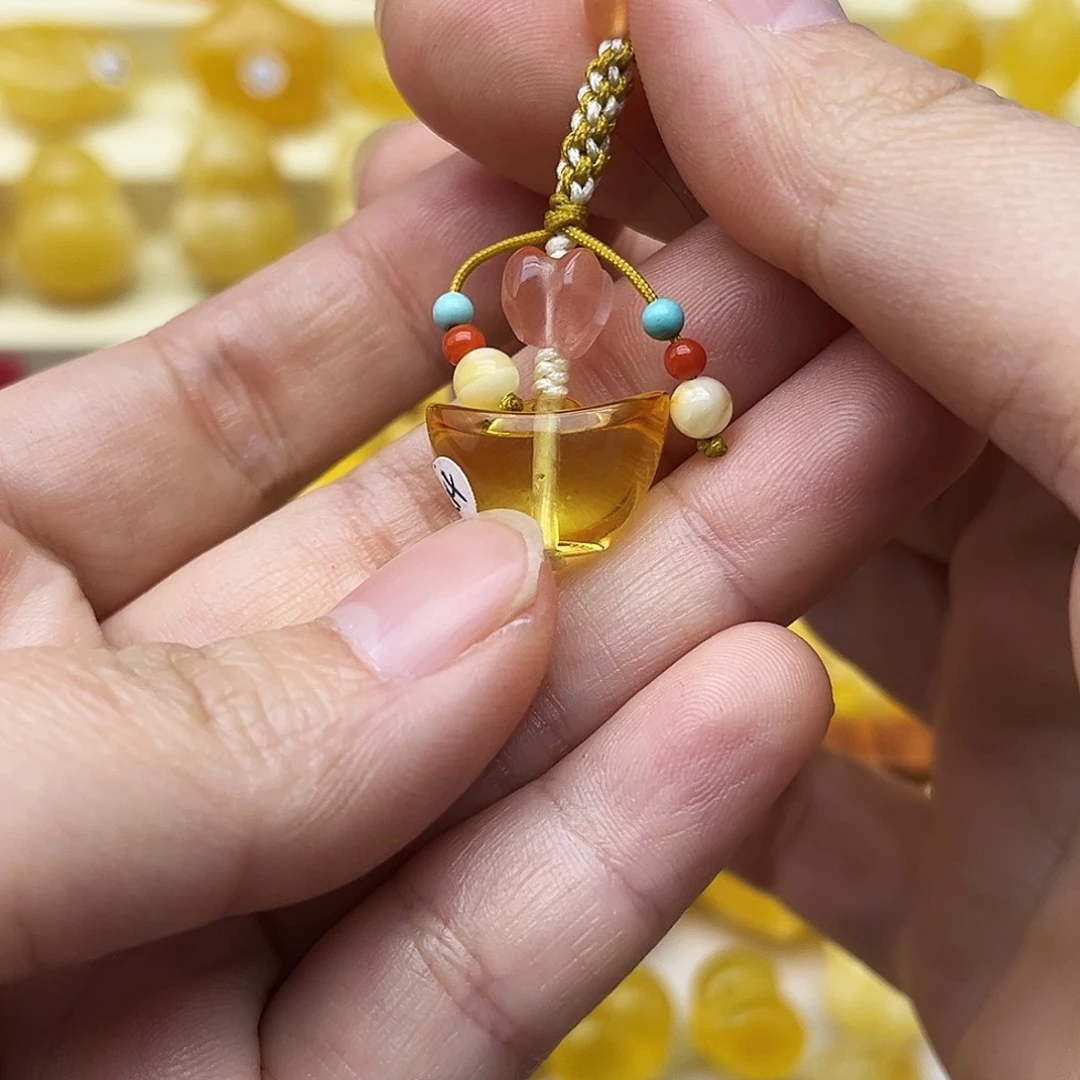 蜜蜡未镶嵌裸石天然