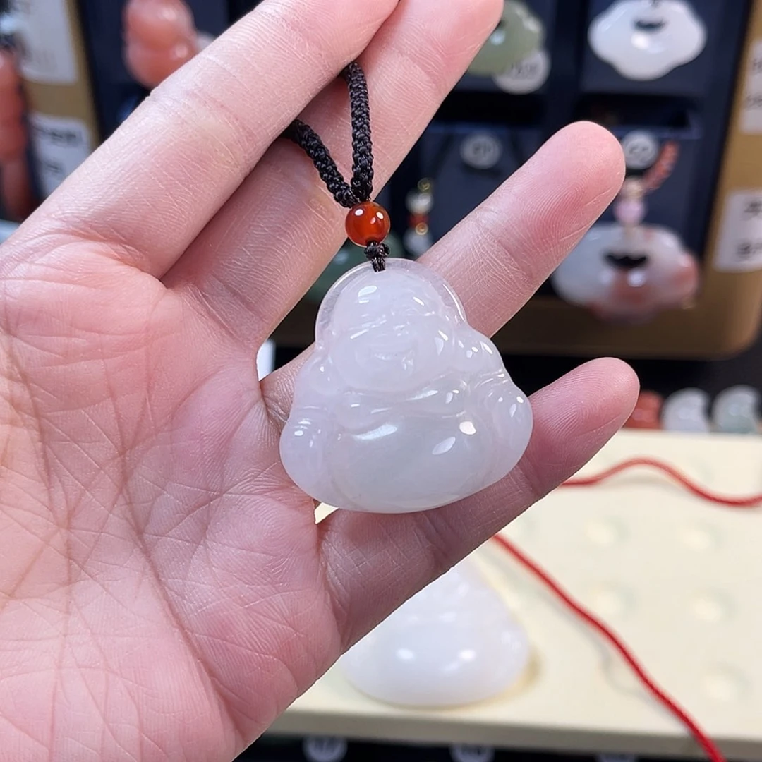 颈饰未镶嵌石英质玉释*