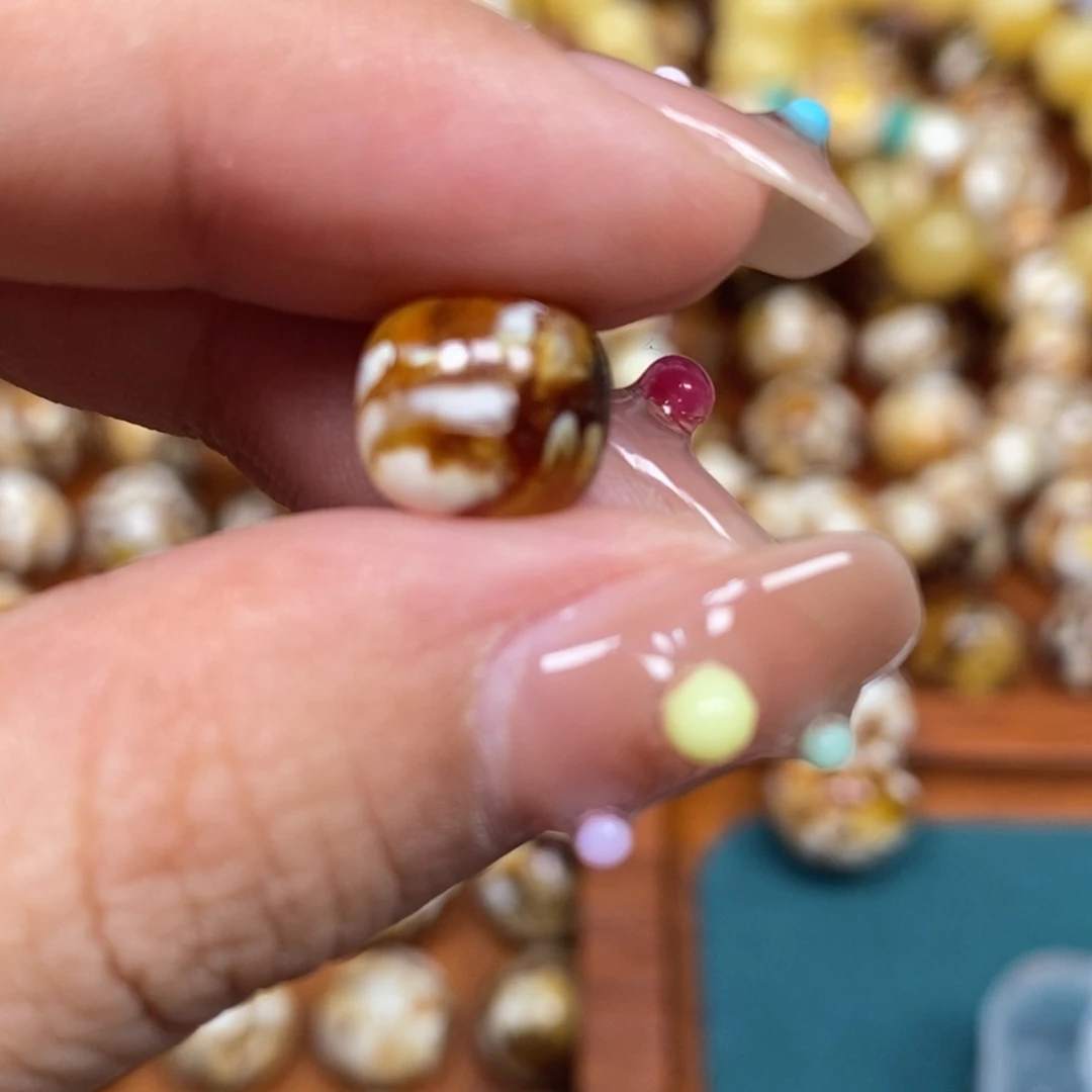 沁色蜜蜡未镶嵌2975