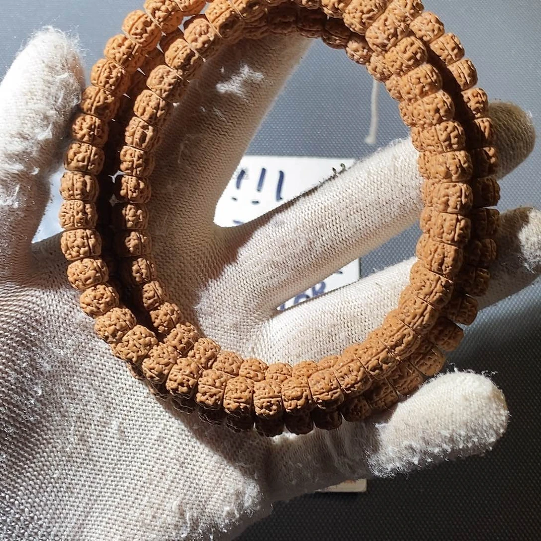 Y***y吊坠金刚菩提一代盘龙