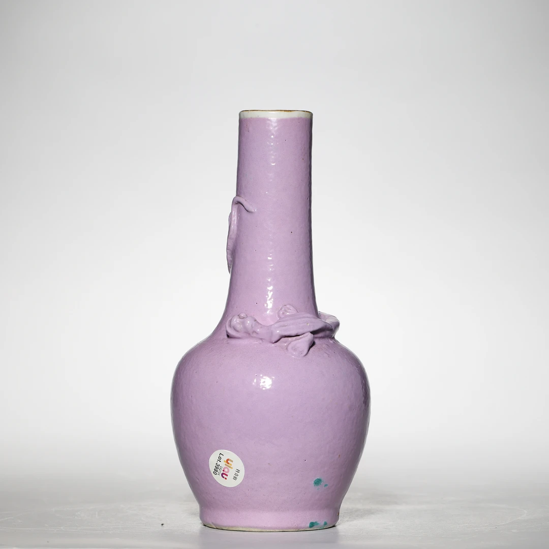 【预展专用】3980清晚期·耦合地堆塑盘龙长颈瓶