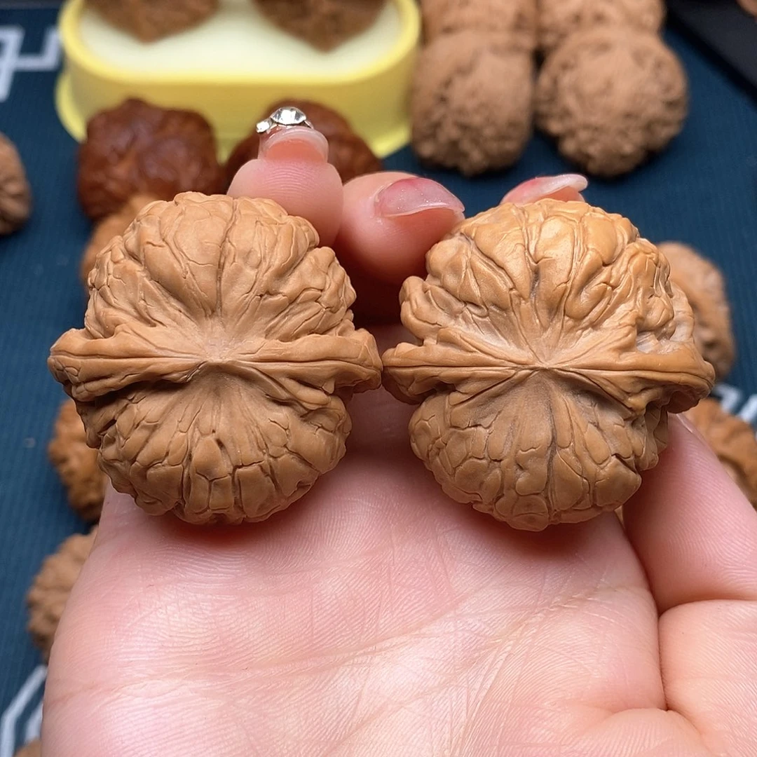 文玩核桃吊坠甲骨文