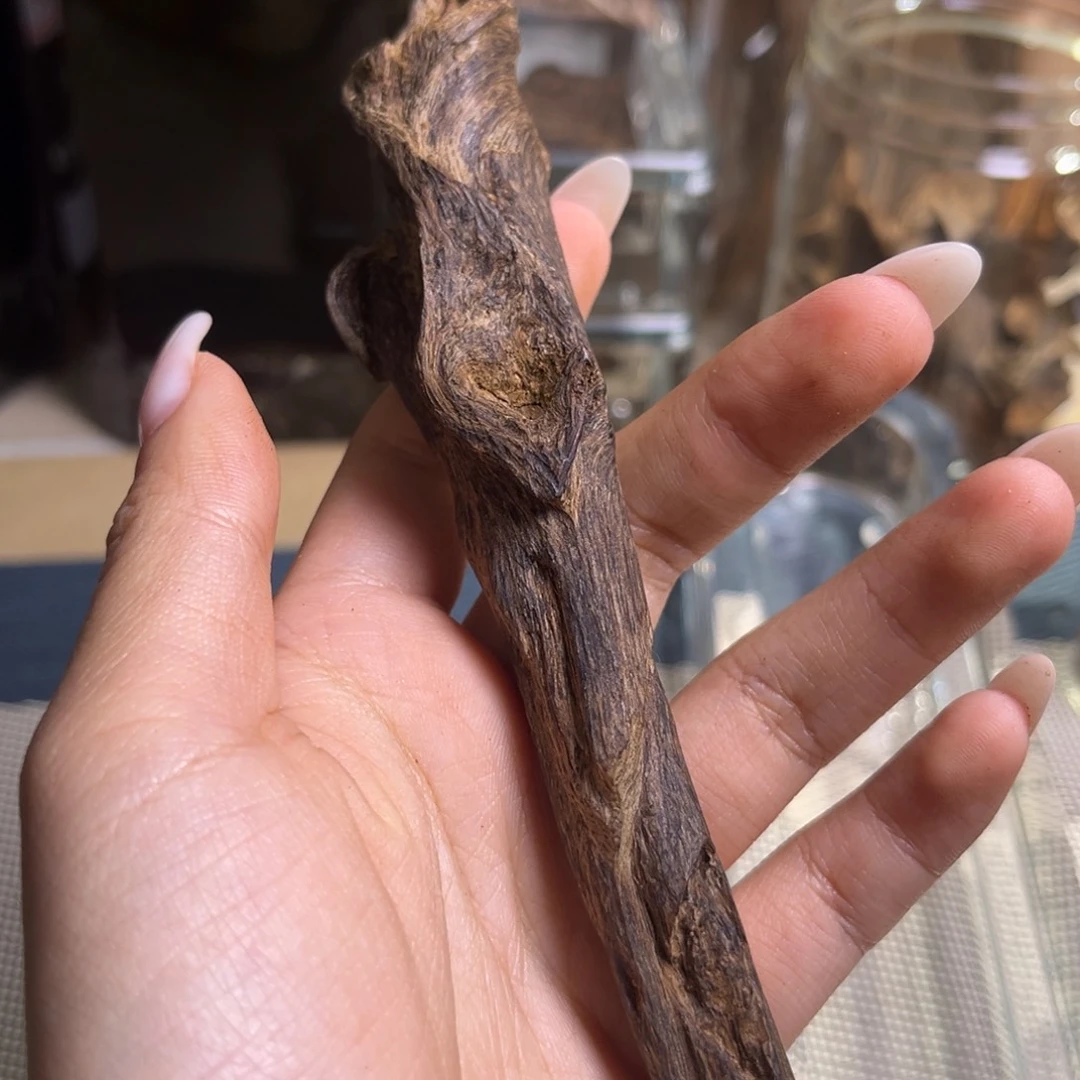 小***g沉香海南大山老料